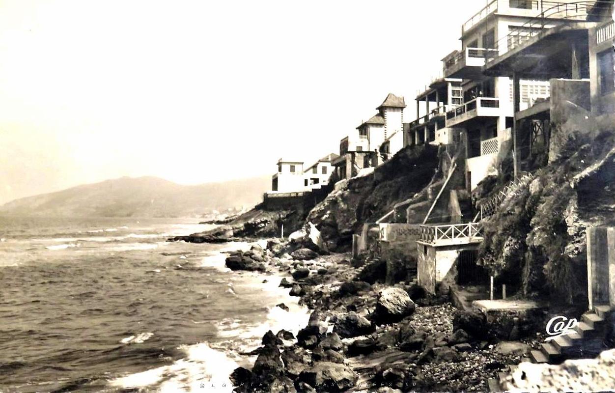 AIN EL TURK LES VILLAS DE 1900 (2).jpg